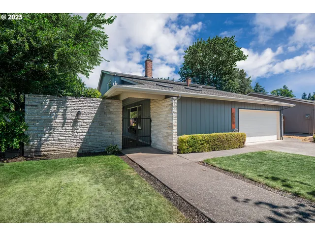 $745,000 | 2915 Chuckanut Street, Eugene, OR 97408