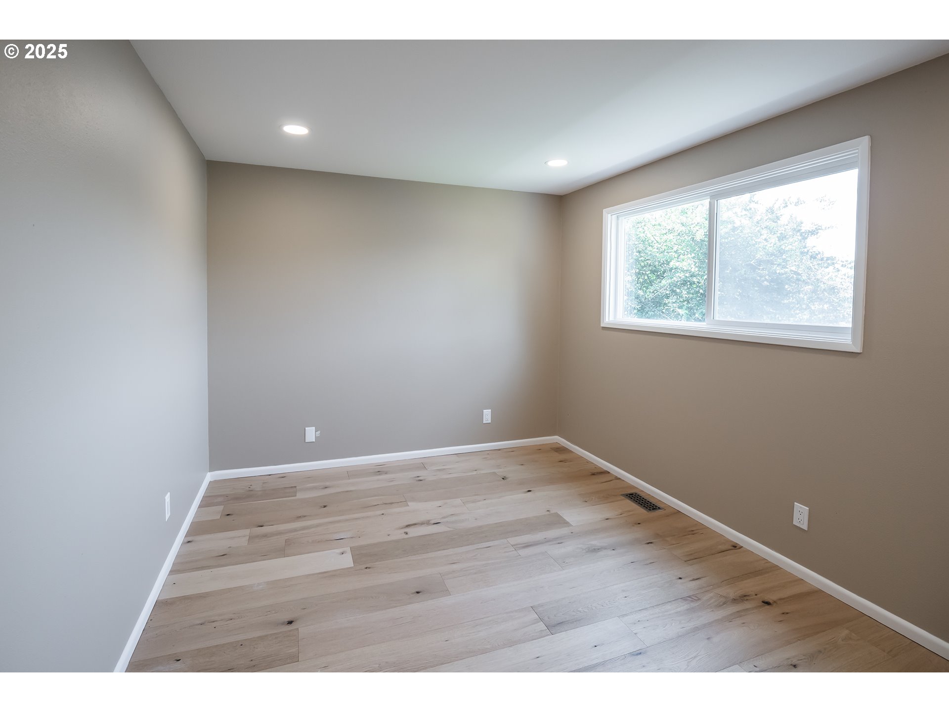 2915 Chuckanut Street Eugene, OR 97408 - Photo 30 of 47