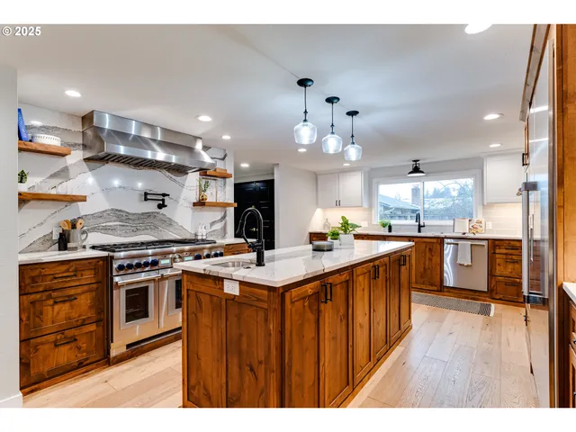 $745,000 | 2915 Chuckanut Street, Eugene, OR 97408