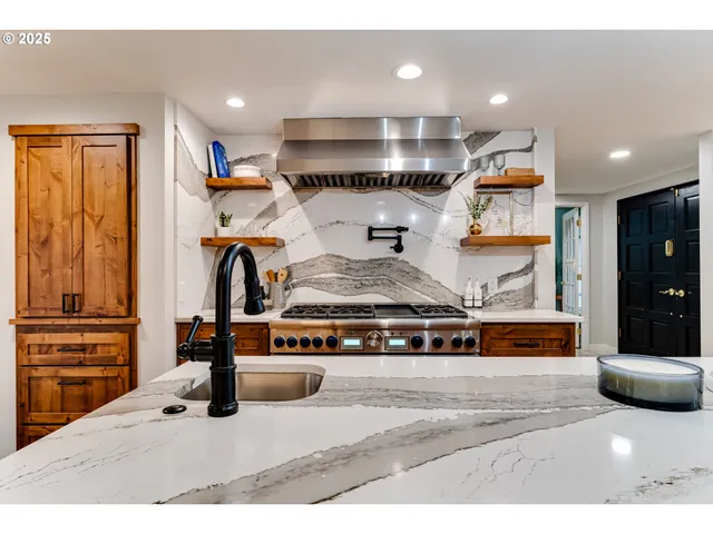 $745,000 | 2915 Chuckanut Street, Eugene, OR 97408