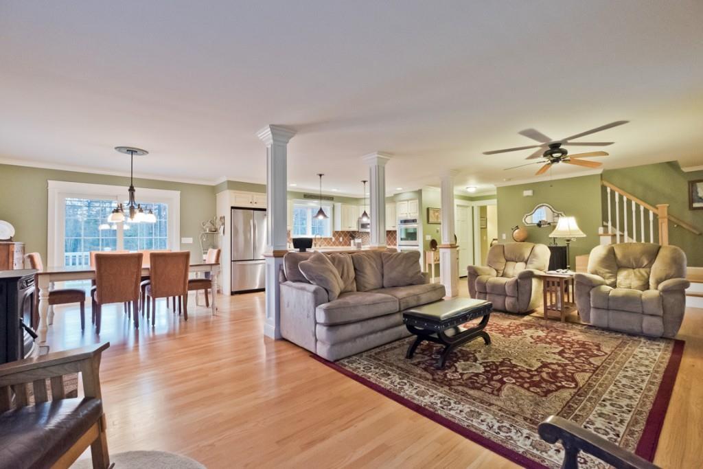 176 Hight Road Biddeford, ME 04005 - Photo 18 of 35 Long wide living room is easy to...