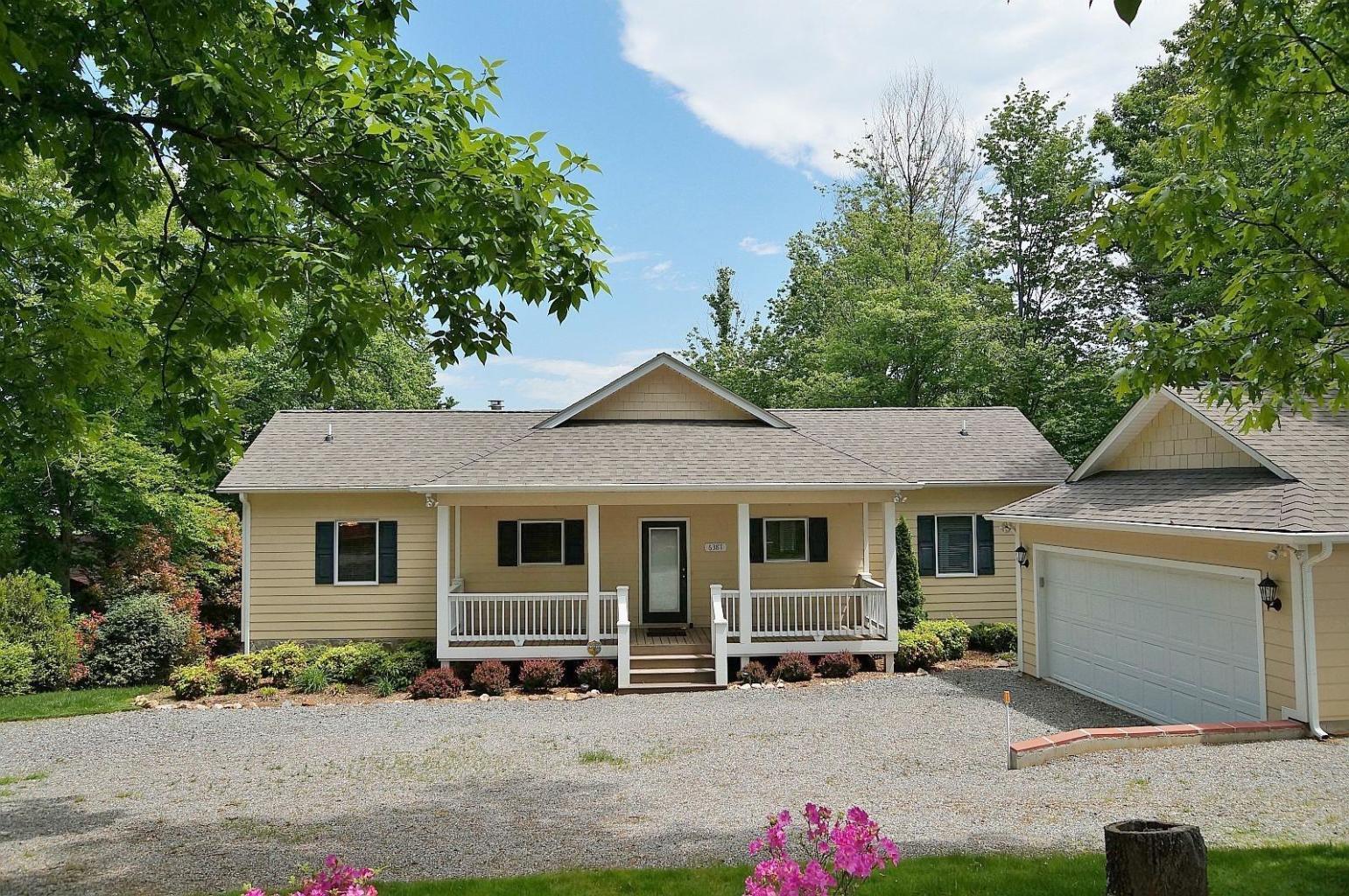 6387 Scruggs Road Moneta, VA 24121 - Photo 4 of 43 ScruggsStreetExterior