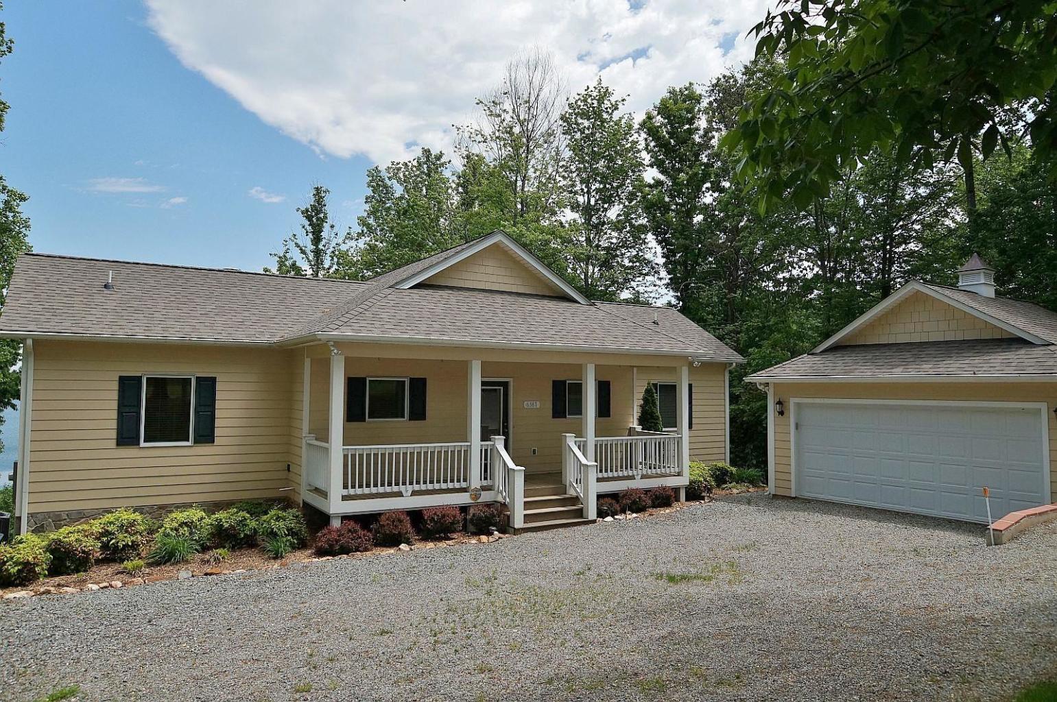 6387 Scruggs Road Moneta, VA 24121 - Photo 40 of 43 ScruggsStreetExterior1