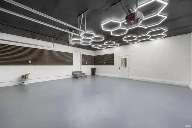 $749,900 | 1800 East 430 South, Lafayette, IN 47909