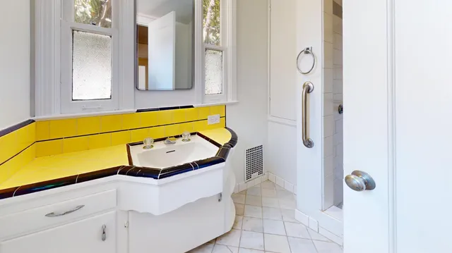 $400,000 | 1481 North Adoline Avenue, Fresno, CA 93728