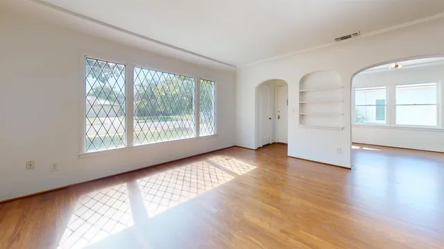 $400,000 | 1481 North Adoline Avenue, Fresno, CA 93728