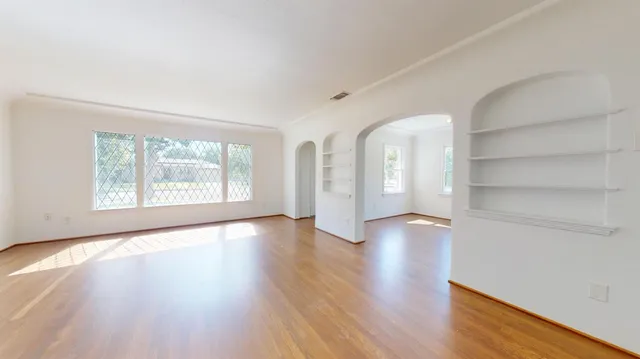 $400,000 | 1481 North Adoline Avenue, Fresno, CA 93728