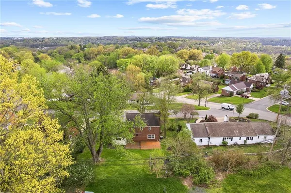 $380,000 | 511 Moreland Drive, Pittsburgh, PA 15243