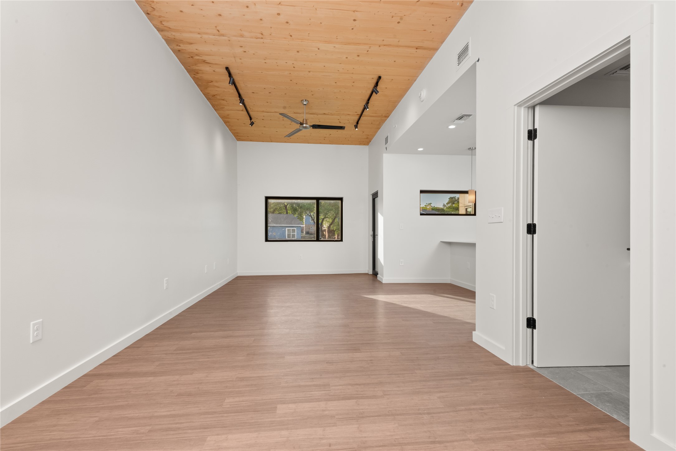 3515 Webberville Road, Unit 306 Austin, TX 78702 - Photo 2 of 7
