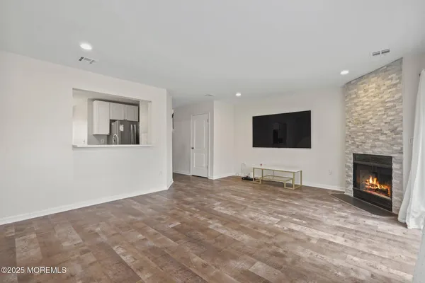 $2,800 | 20 Canidae Court, Tinton Falls, NJ 07753