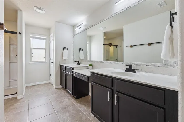 $699,000 | 8256 Bayview Crossing Drive, Winter Garden, FL 34787