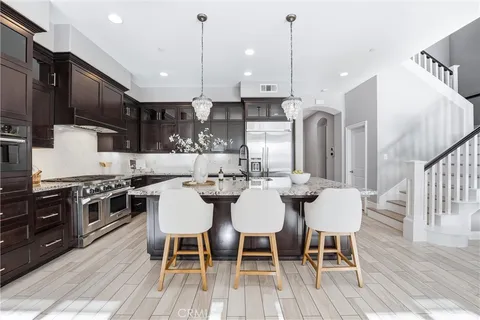 $3,149,000 | 17491 Oakbluffs Lane, Huntington Beach, CA 92649