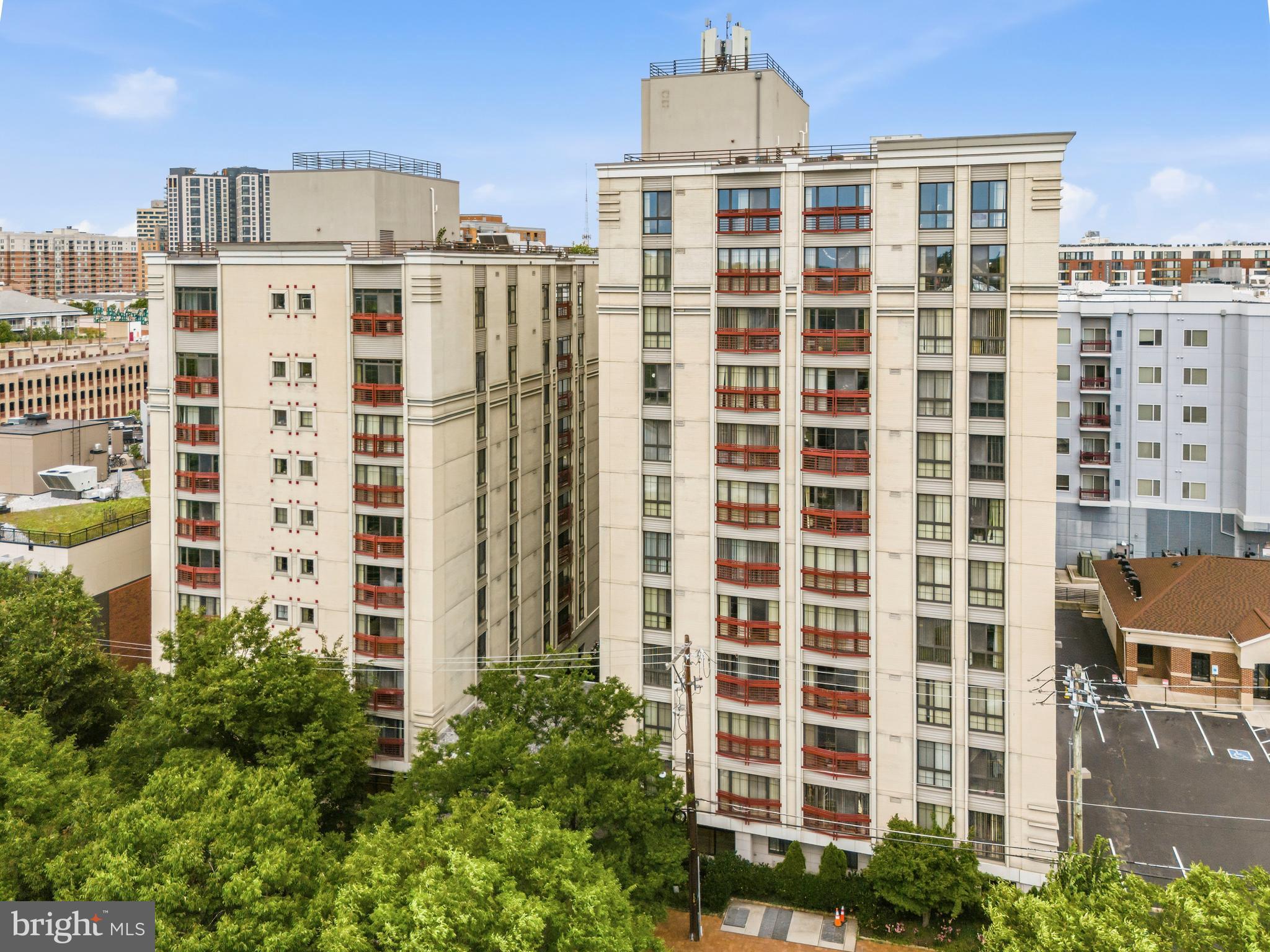 7915 Eastern Avenue Northwest, Unit 1209 Silver Spring, MD 20910 - Photo 3 of 37