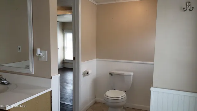 $130,000 | 11 Saratoga Avenue, Broadalbin, NY 12025