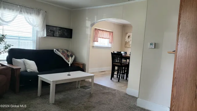 $130,000 | 11 Saratoga Avenue, Broadalbin, NY 12025