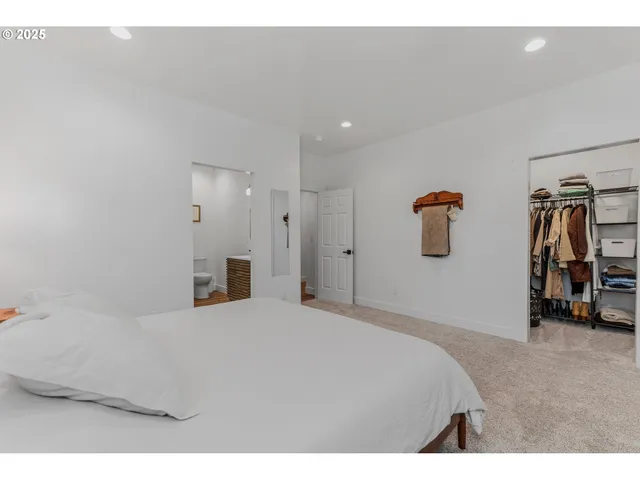 $750,000 | 12019 Northeast 306th Street, Battle Ground, WA 98604