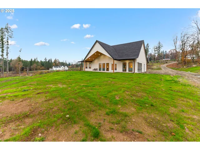 $750,000 | 12019 Northeast 306th Street, Battle Ground, WA 98604