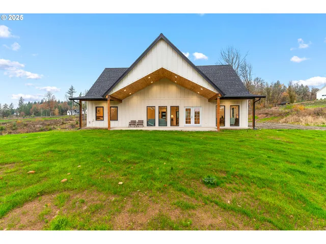 $750,000 | 12019 Northeast 306th Street, Battle Ground, WA 98604