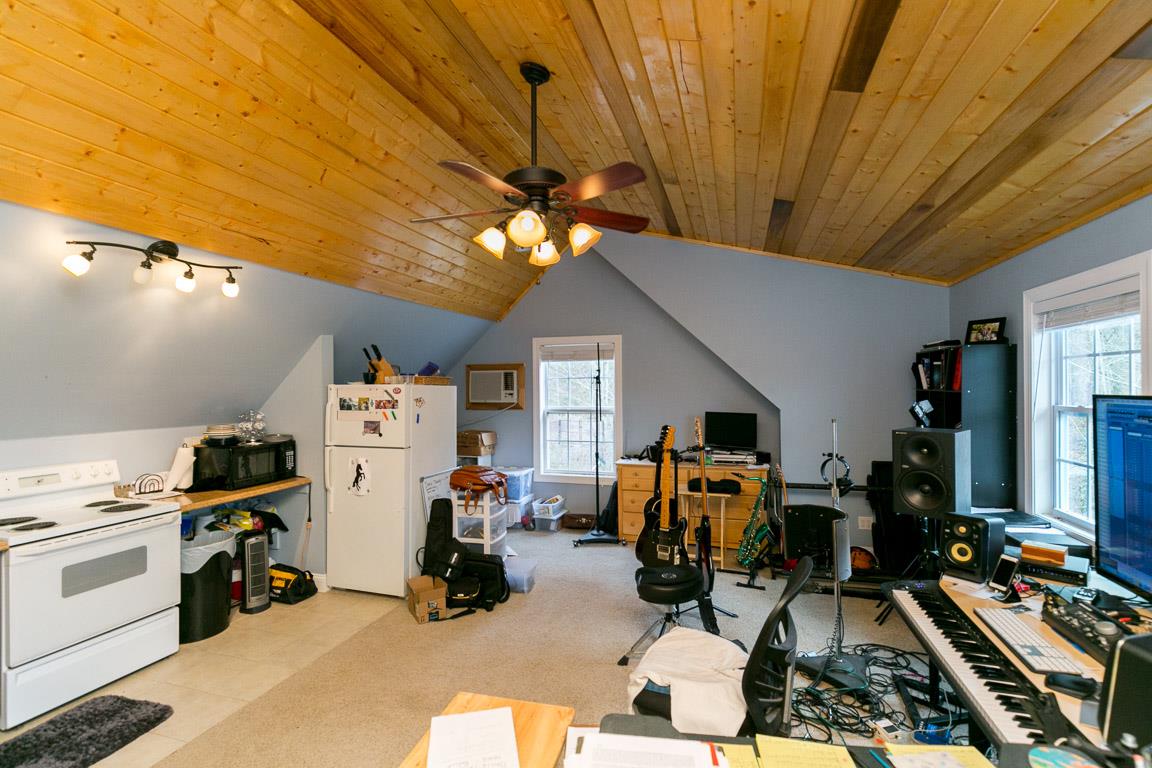 1160 Waller Road Brentwood, TN 37027 - Photo 15 of 28 a view of a room with gym equipment