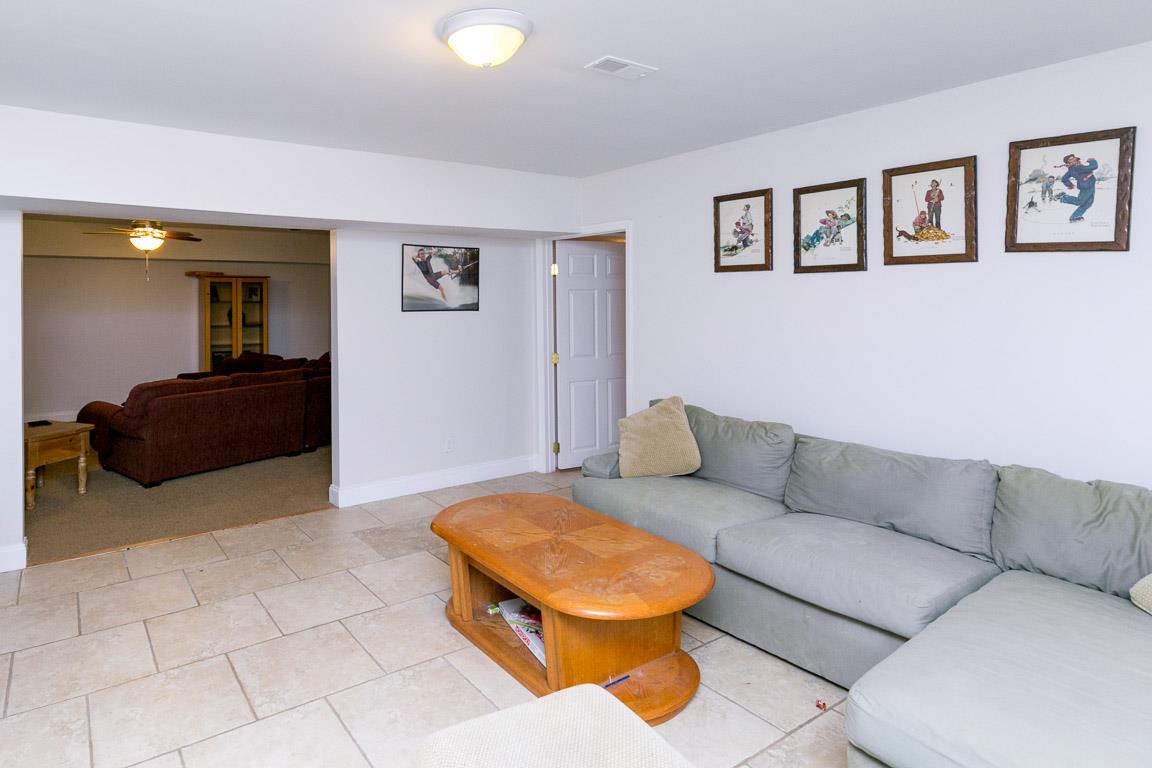 1160 Waller Road Brentwood, TN 37027 - Photo 20 of 28 a living room with furniture and a couch