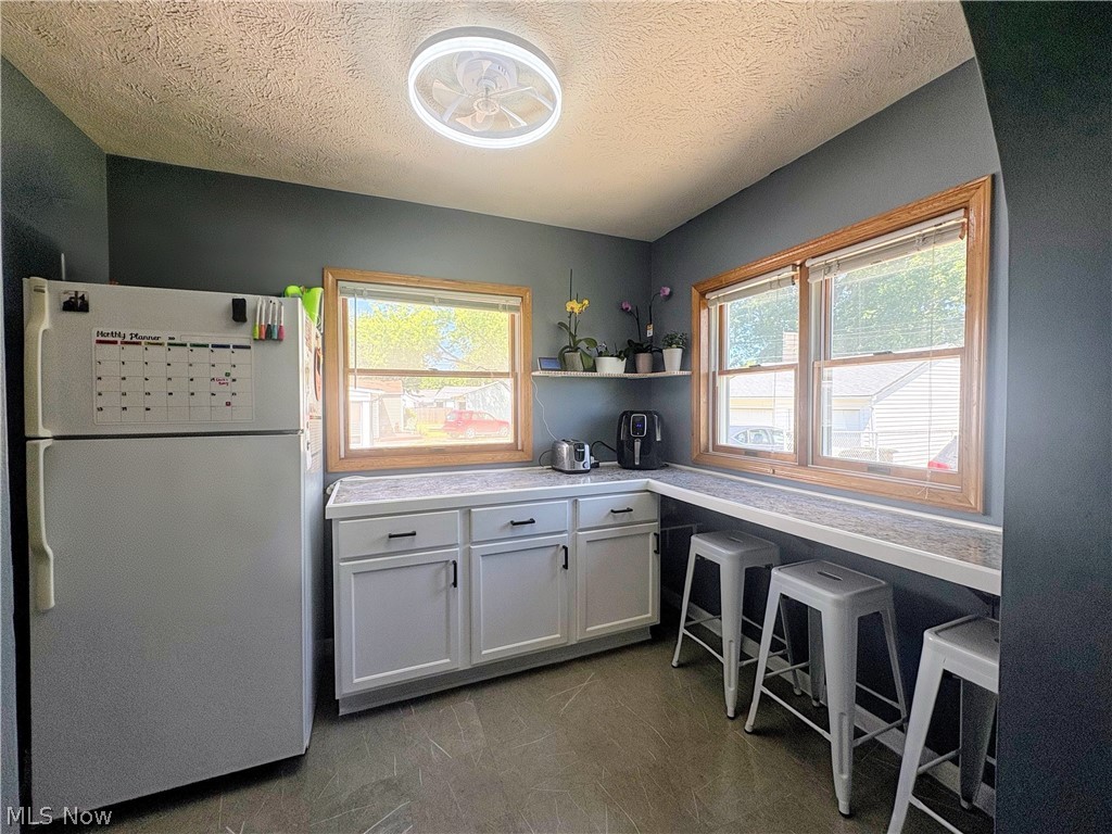 246 Hilliard Road Elyria, OH 44035 - Photo 8 of 50