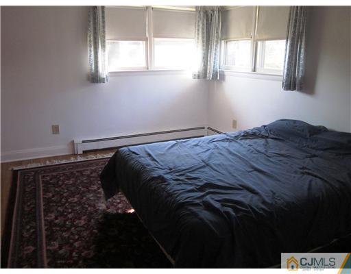 314 Meadowbrook Road Mercer County, NJ 08691 - Photo 11 of 20 Gallery Image 11