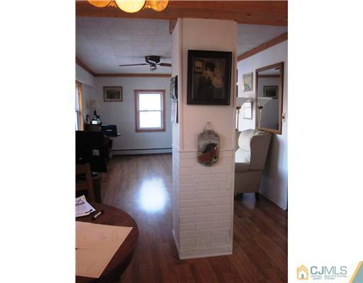 314 Meadowbrook Road Mercer County, NJ 08691 - Photo 5 of 20 Gallery Image 5