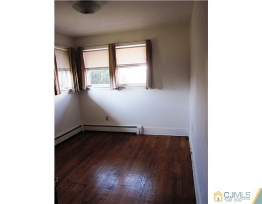 314 Meadowbrook Road Mercer County, NJ 08691 - Photo 10 of 20 Gallery Image 10