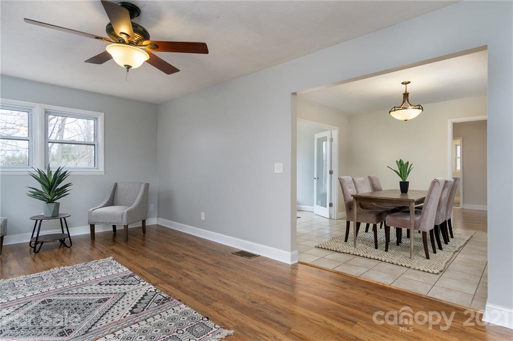 44 Azalea Road Arden, NC 28704 - Photo 8 of 30 Gallery Image 8