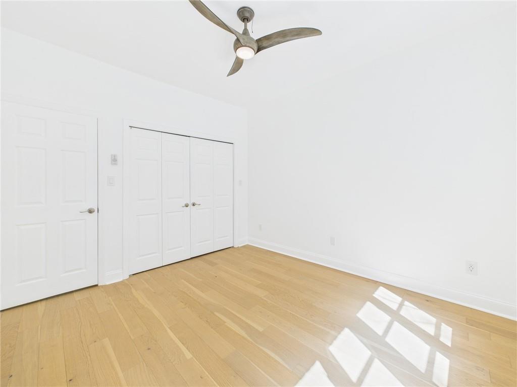 138 North Woodland Road Pittsburgh, PA 15232 - Photo 25 of 50 a view of a room with an empty space