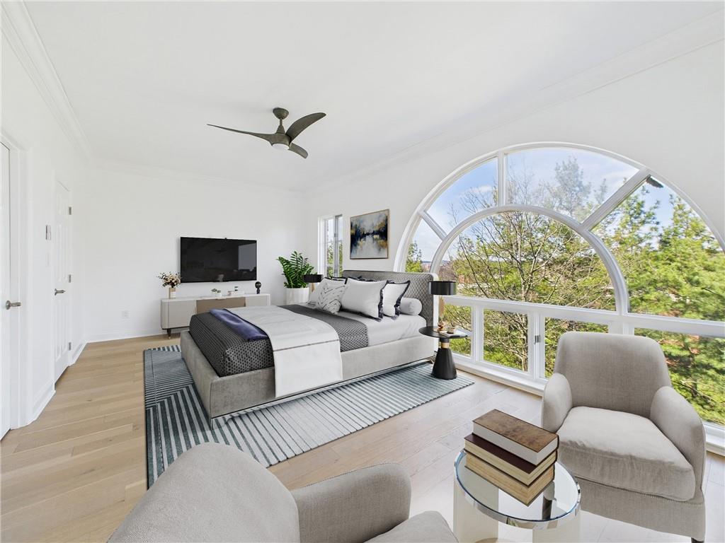 138 North Woodland Road Pittsburgh, PA 15232 - Photo 4 of 50 a living room with furniture and a flat screen tv