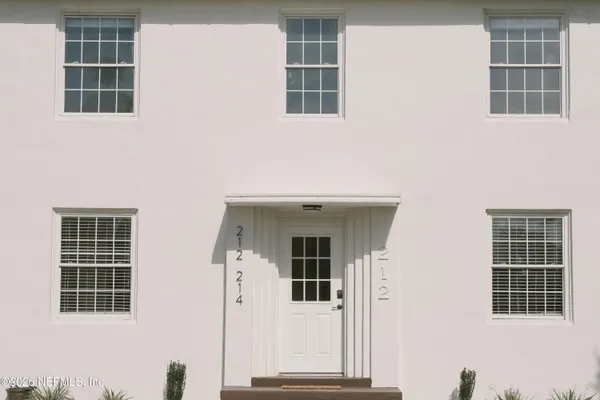 $3,000 | 212 Oak Street, Neptune Beach, FL 32266