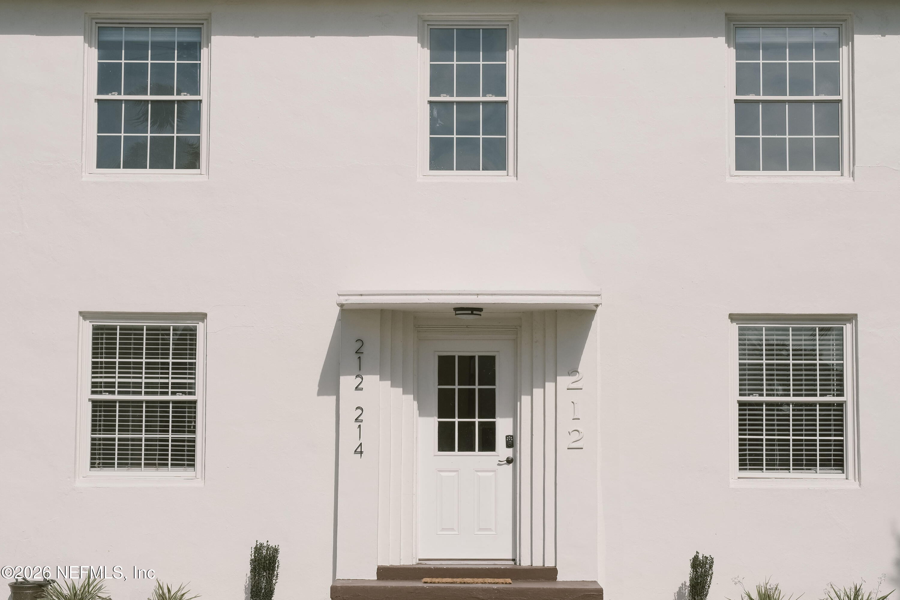 212 Oak Street Neptune Beach, FL 32266 - Photo 2 of 43 IMG_0740