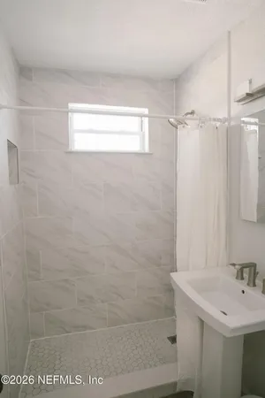$3,000 | 212 Oak Street, Neptune Beach, FL 32266