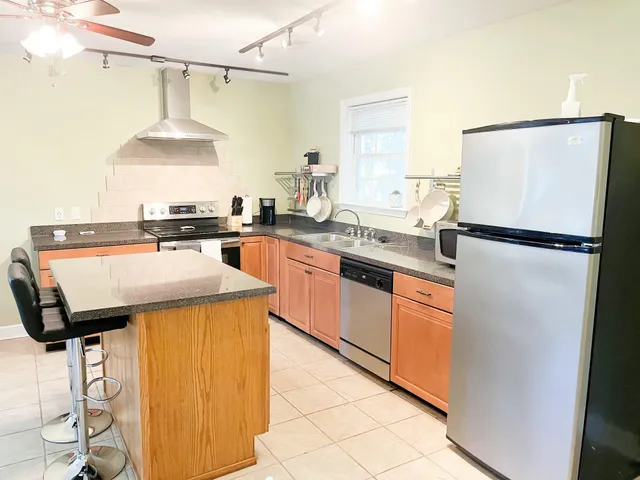 $605,000 | 1152 Bradford Avenue, Charleston, SC 29412