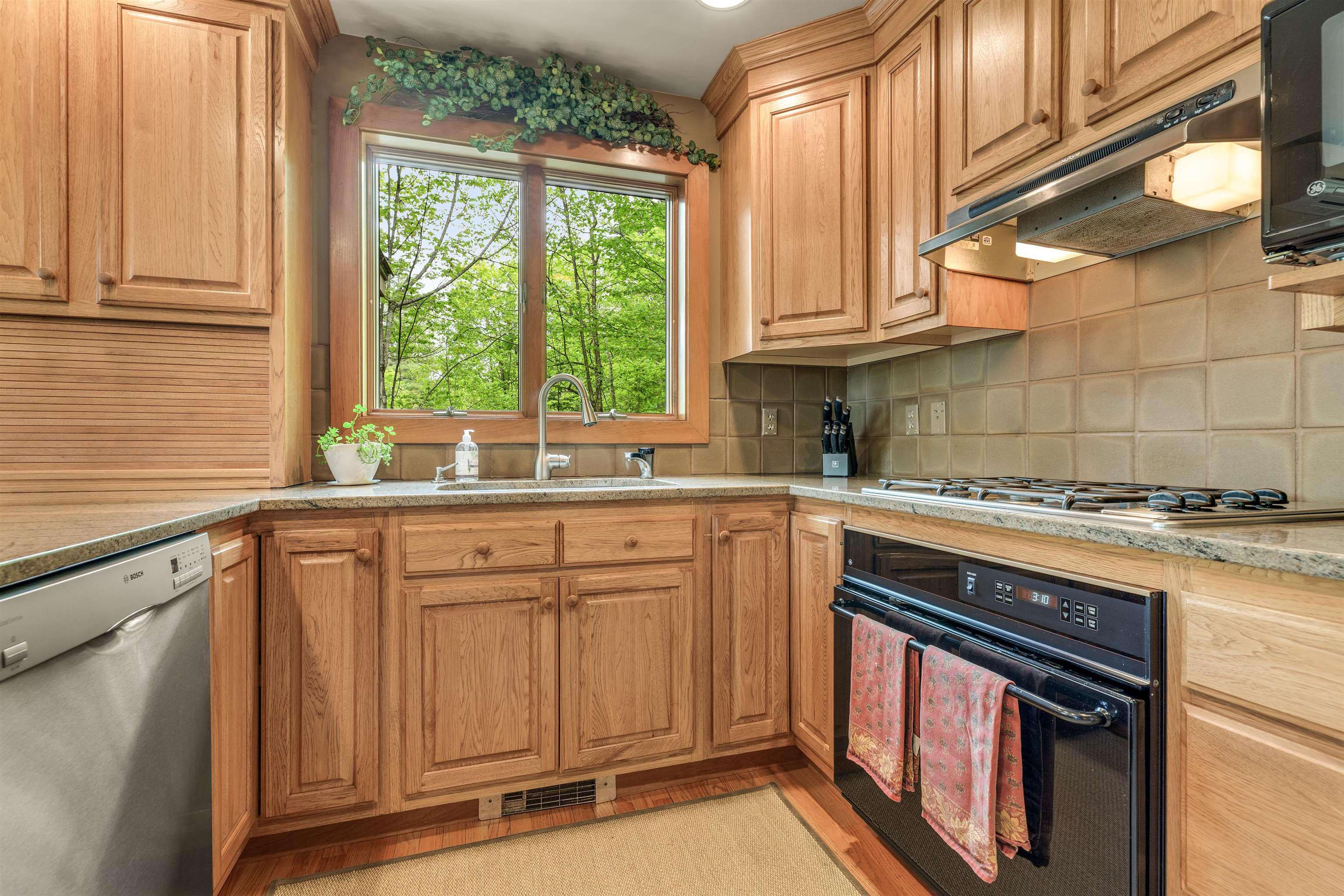 217 Forest Acres Road New London, NH 03257 - Photo 9 of 44