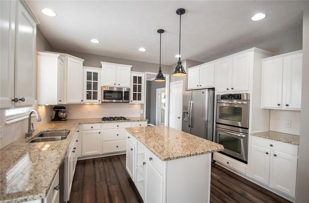 10214 Ranford Boulevard Fishers, IN 46040 - Photo 8 of 48 Gallery Image 8