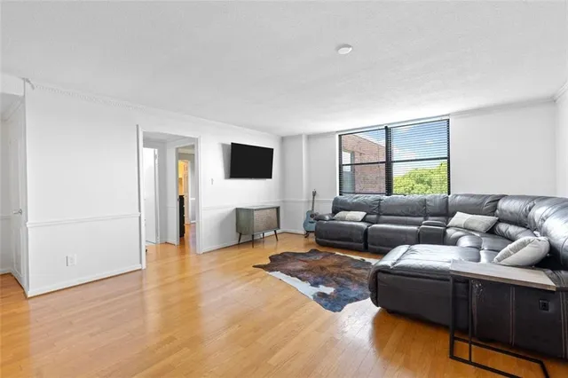 $185,000 | 2965 Pharr Ct S Northwest, Unit 817, Atlanta, GA 30305