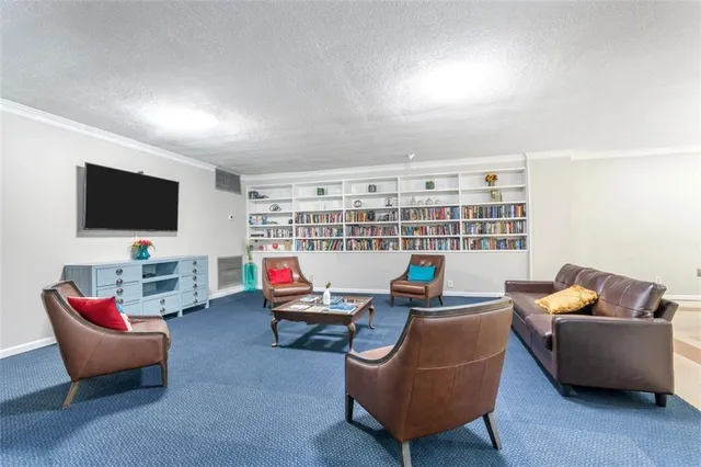 $185,000 | 2965 Pharr Ct S Northwest, Unit 817, Atlanta, GA 30305