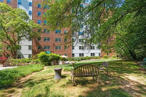 $185,000 | 2965 Pharr Ct S Northwest, Unit 817, Atlanta, GA 30305