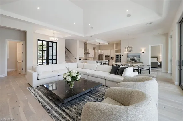 $4,500,000 | 16776 Enclave Circle, Naples, FL 34110