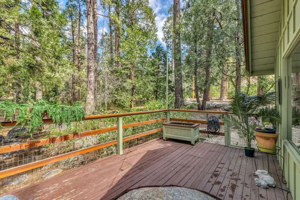 $675,000 | 25655 Tahquitz Drive, Idyllwild, CA 92549