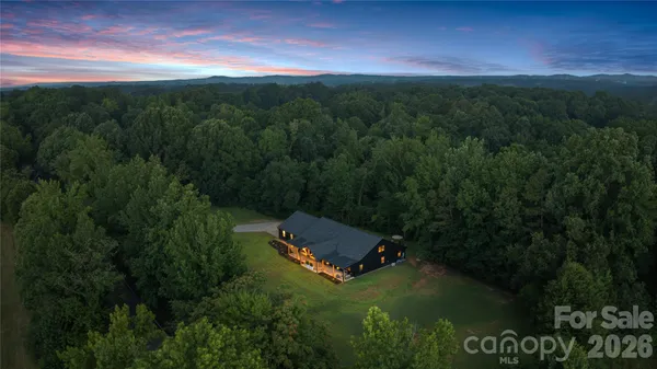 $925,000 | 13546 State Highway 55, Clover, SC 29710