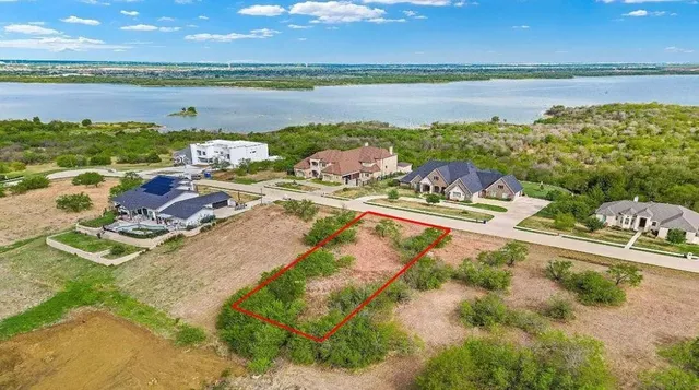 $180,000 | 3159 Sanctuary Drive, Cedar Hill, TX 75104