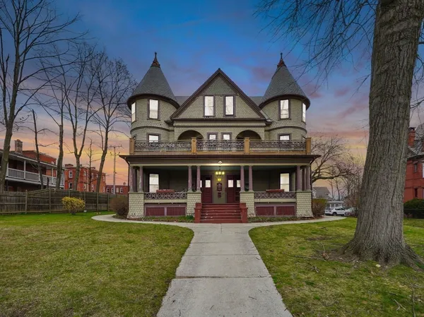 $177,999 | 1137 Dwight Street, Unit C, Holyoke, MA 01040