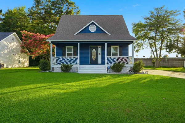 $329,000 | 522 Lake Park Drive, Myrtle Beach, SC 29588