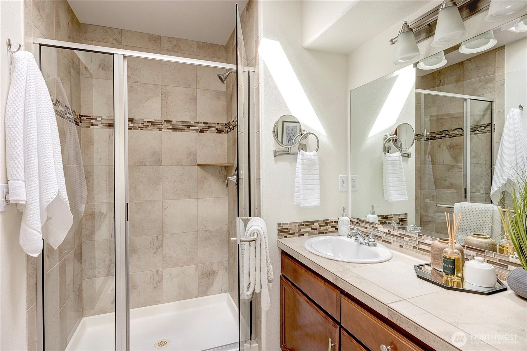 15611 42nd Drive Southeast Bothell, WA 98012 - Photo 21 of 36