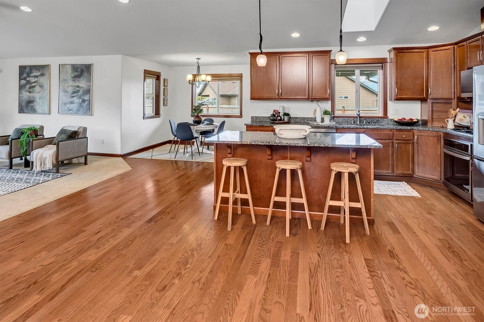 15611 42nd Drive Southeast Bothell, WA 98012 - Photo 9 of 36