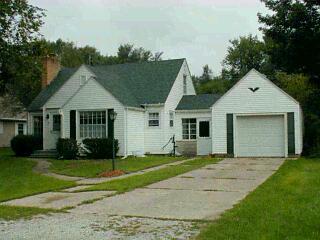 120 Kellogg Avenue Three Rivers, MI 49093 - Photo 1 of 1 Primary Photo