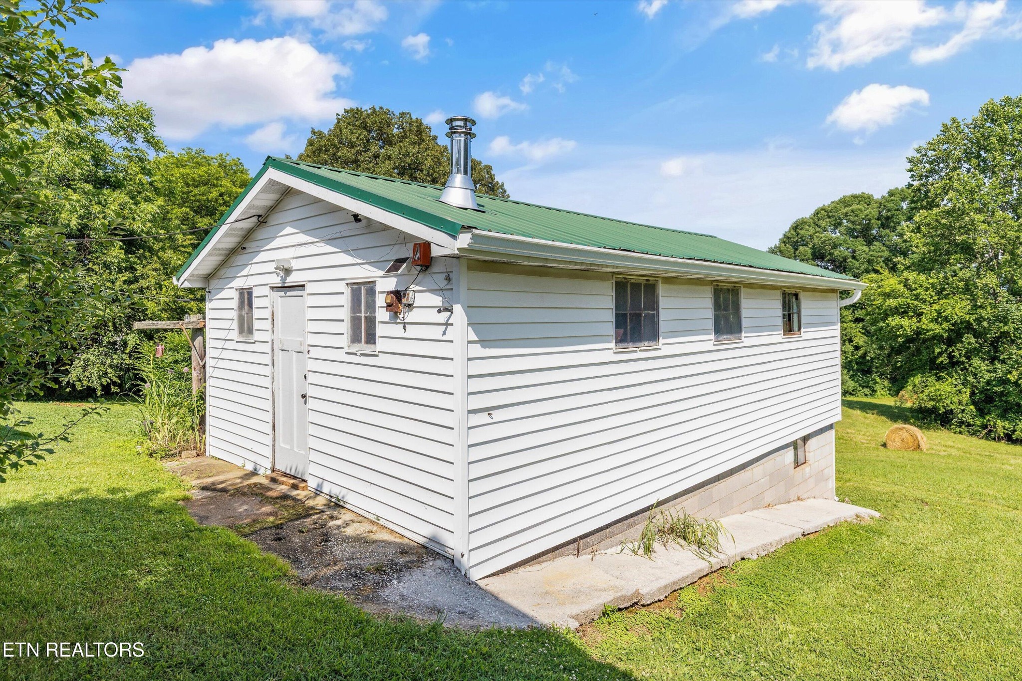 904 Ridge Road Maryville, TN 37803 - Photo 17 of 32 Gallery Image 17